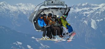 Kaski narciarskie – czego w nich szukać?